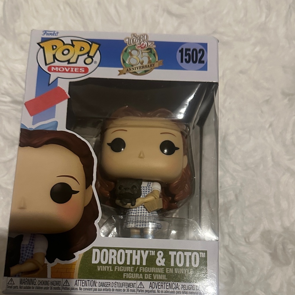 Funko Pop! Dorothy & Toto Vinyl Figure - Brown and Blue